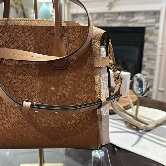 Authentic Michael Kors Mercer Tri-Color Pebbled Leather Satchel, PRISTINE! - Picture 6 of 16